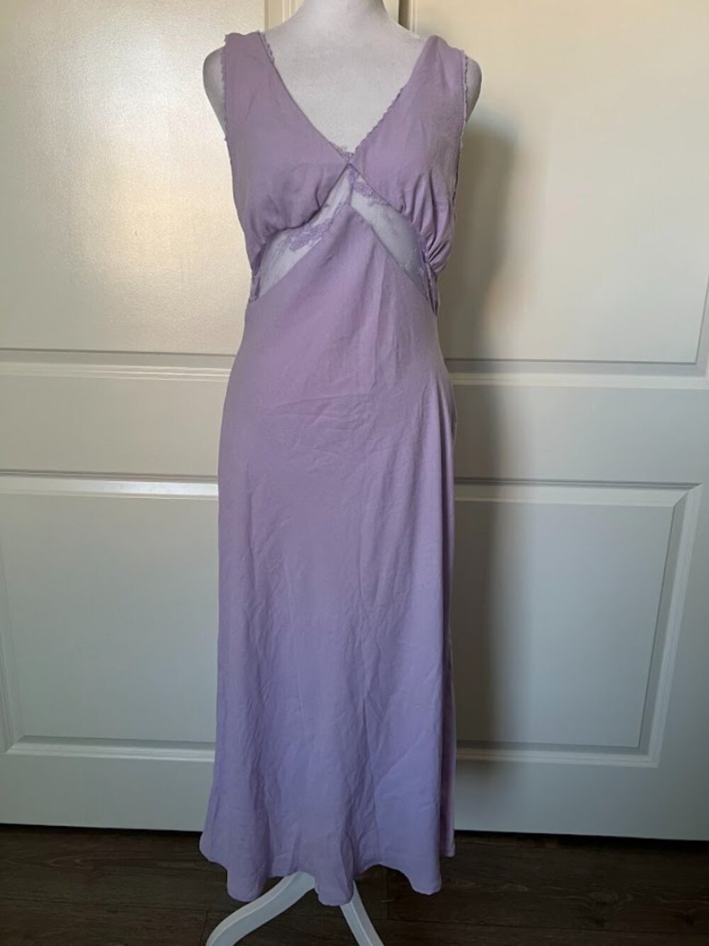 Wild Fable Lavender Lace Trim Slip V-Neck Midi Dress Size Small